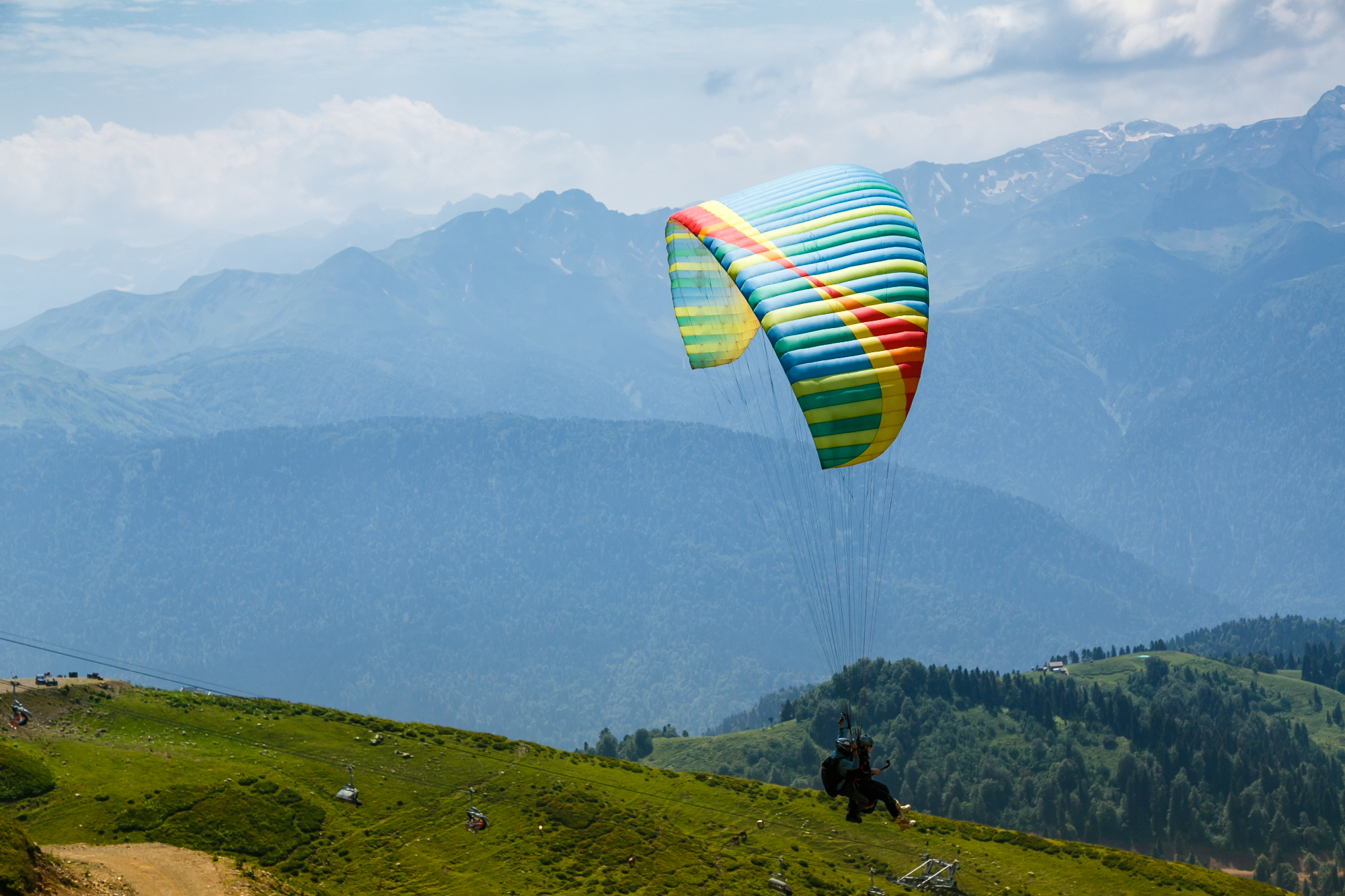 Tandem paragliding je bil odlično darilo za punco